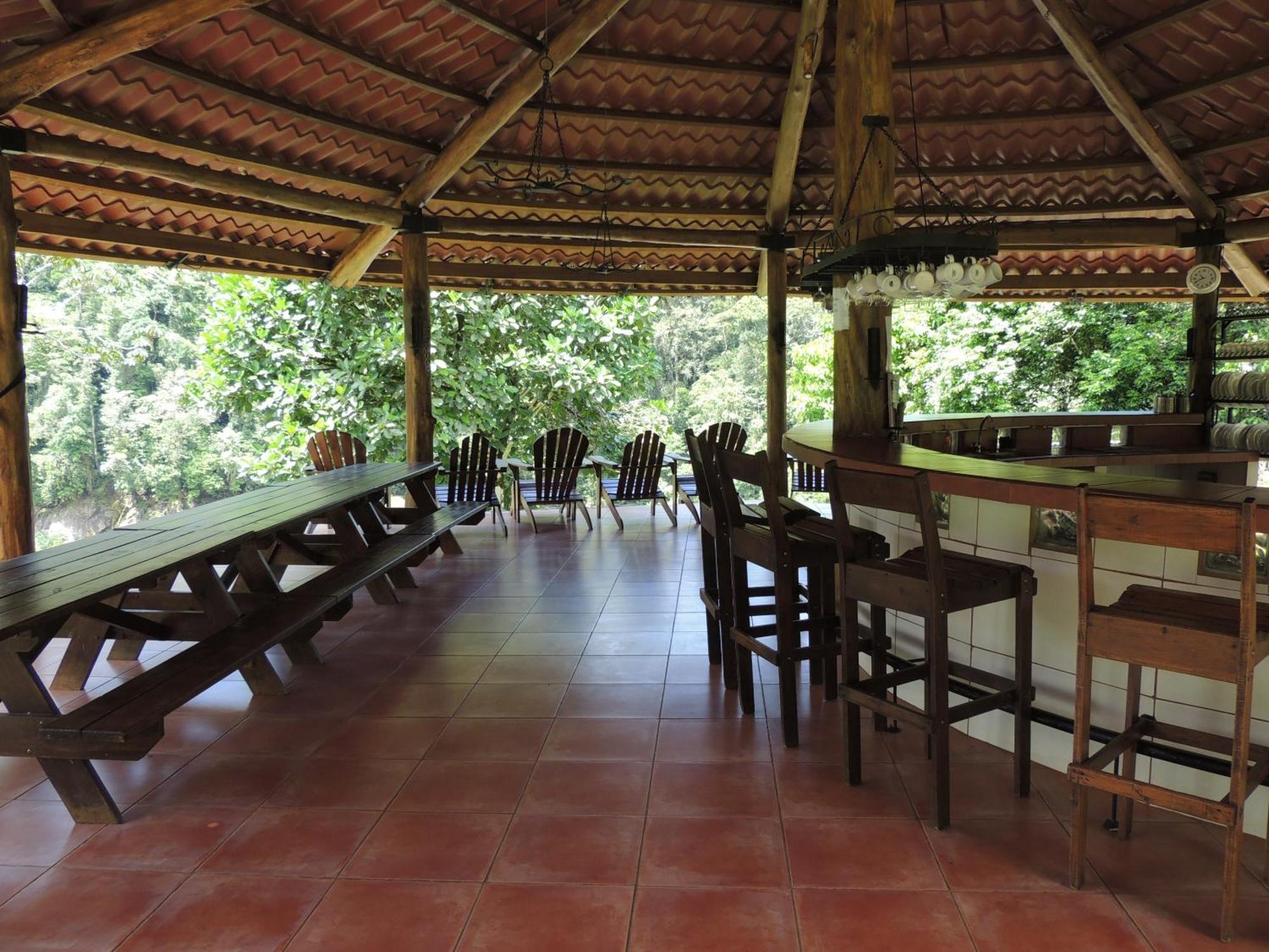 Pacuare River Lodge Bajo Tigre Dış mekan fotoğraf